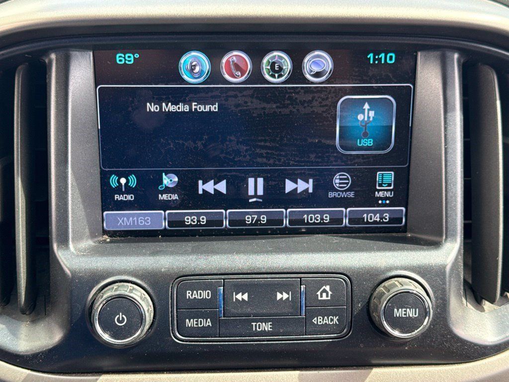 Used 2016 Chevrolet Colorado Z71 AWD/4WD image 18
