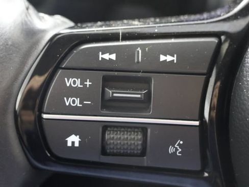 Used 2024 Honda HR-V EX-L image 11