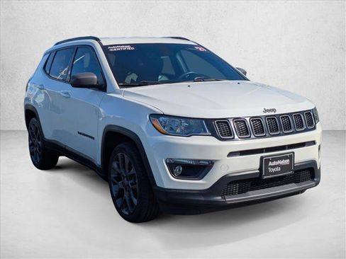 Used 2021 Jeep Compass Latitude image 3