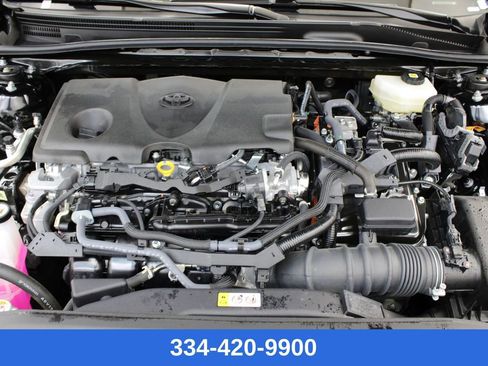 Used 2025 Toyota Camry LE image 28