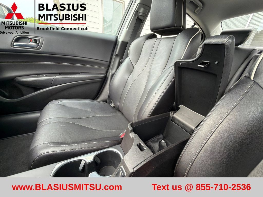 Used 2020 Acura ILX w/ Premium Package FWD image 24