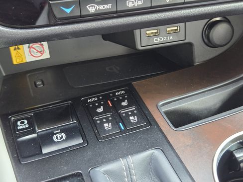 Used 2022 Lexus RX 350 FWD w/ Premium Package image 19