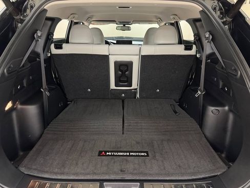 Used 2022 Mitsubishi Outlander SEL image 23