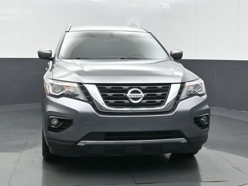 Used 2020 Nissan Pathfinder SV image 4