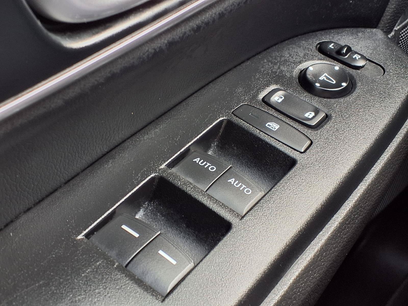 Used 2021 Honda CR-V EX-L image 8