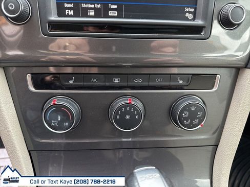 Used 2017 Volkswagen Golf Alltrack image 25