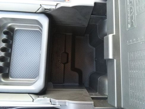 New 2026 RAM 3500 Laramie w/ Towing Technology Group image 18