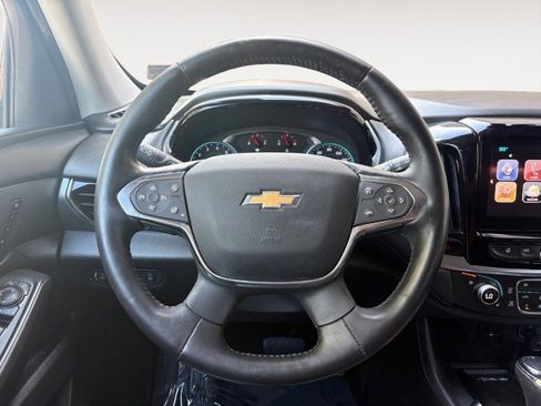 Used 2018 Chevrolet Traverse Premier w/ Driver Confidence II Package FWD image 13