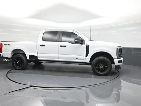 Certified 2026 Ford F250 XL w/ STX Appearance Package AWD/4WD image 9