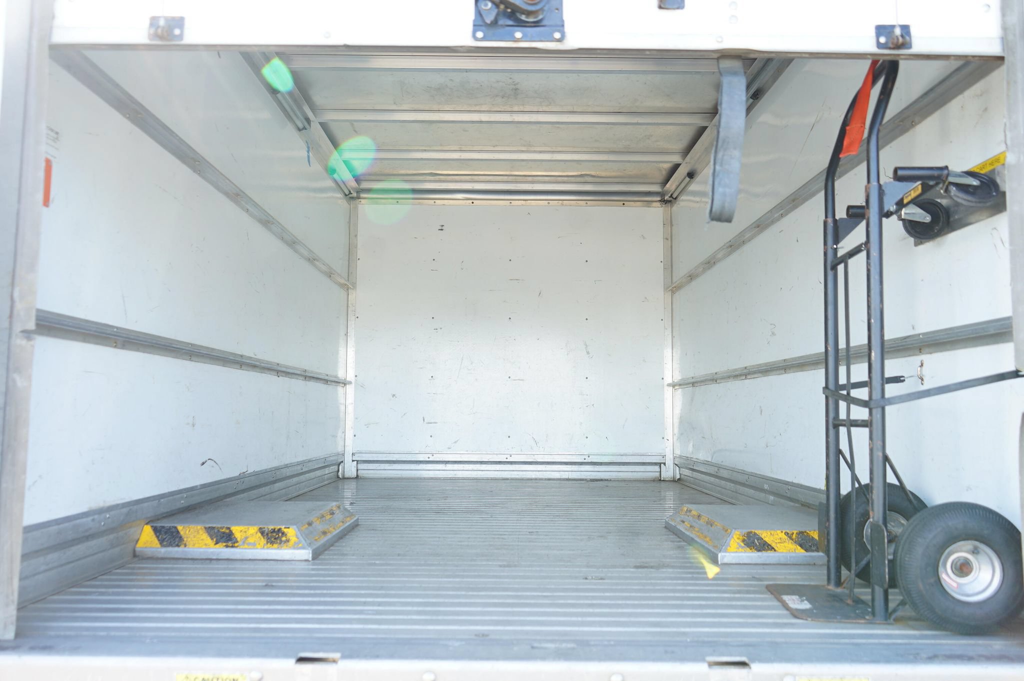 Used 2019 Ford Transit 350 156 DRW RWD image 5