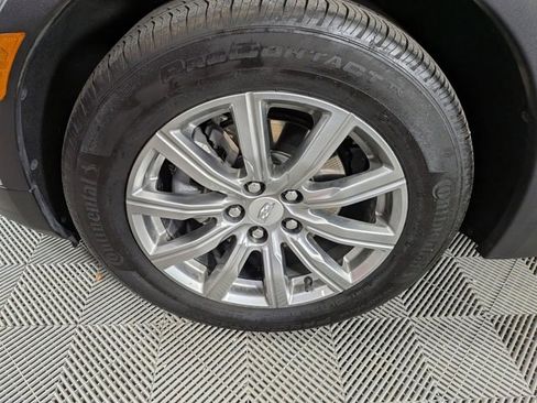 Used 2021 Cadillac XT4 Premium Luxury w/ Cold Weather Package image 37