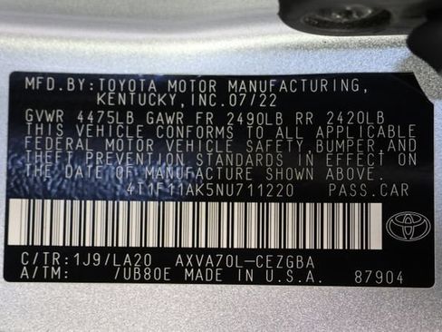 Used 2022 Toyota Camry XLE w/ Navigation Package FWD image 30