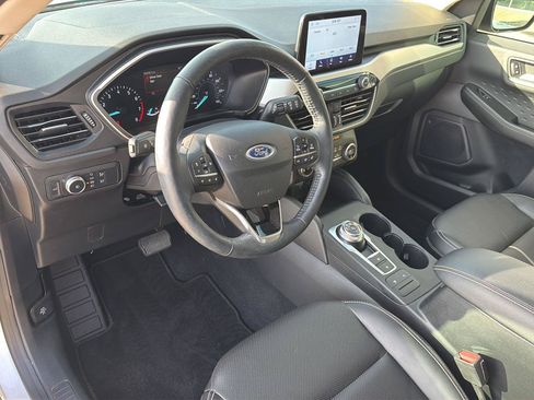Used 2020 Ford Escape SEL FWD image 22