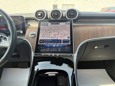 Used 2023 Mercedes-Benz GLC 300 GLC 300 image 31