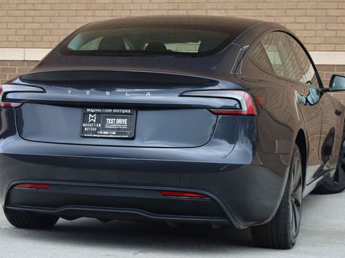 Used 2025 Tesla Model 3 Long Range RWD image 11