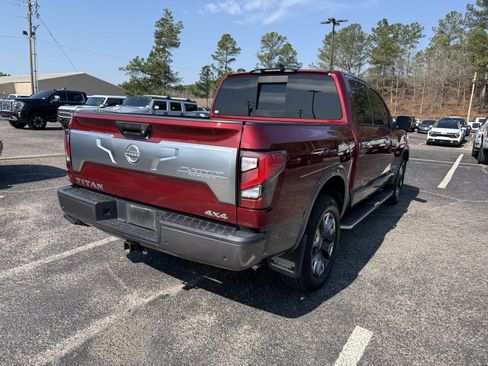 Used 2023 Nissan Titan Platinum Reserve w/ Moonroof Package image 7