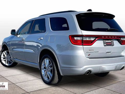 Used 2024 Dodge Durango GT image 2