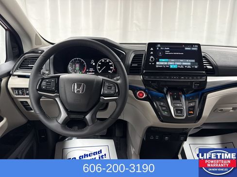 New 2026 Honda Odyssey Touring image 16