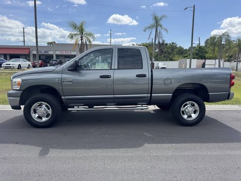 Used 2007 Dodge Ram 2500 Truck SLT AWD/4WD image 3