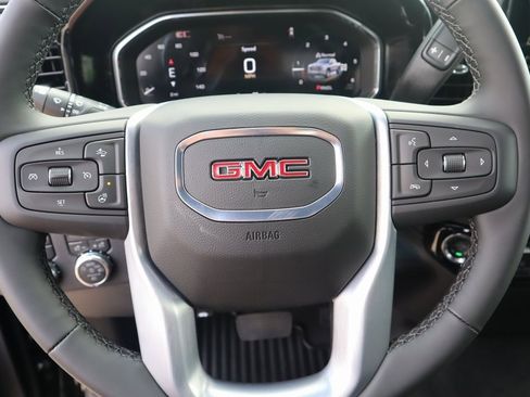 New 2026 GMC Sierra 1500 Elevation image 3