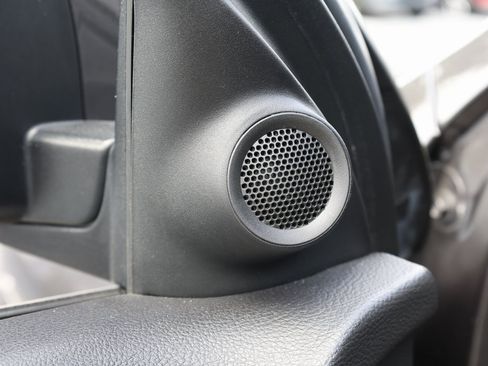 Used 2021 Jeep Grand Cherokee Laredo X image 13