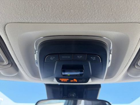 Used 2023 Toyota Corolla LE w/ Carpet Mat Package (TMS) FWD image 25