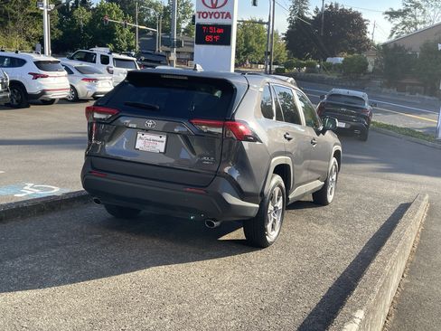Certified 2025 Toyota RAV4 XLE AWD/4WD image 6