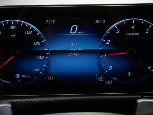 Used 2022 Mercedes-Benz GLB 250 4MATIC image 30