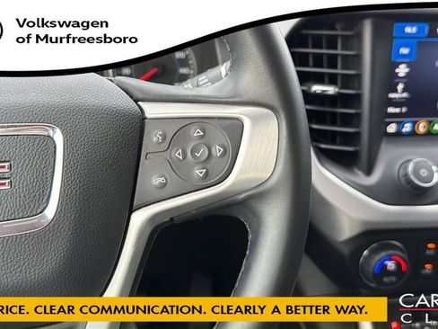 Used 2023 GMC Acadia SLT image 18