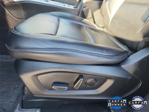 Certified 2022 Ford Explorer XLT w/ Equipment Group 202A image 23