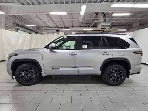 New 2026 Toyota Sequoia Platinum image 15