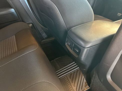 Used 2019 Dodge Challenger R/T w/ Performance Handling Group image 25