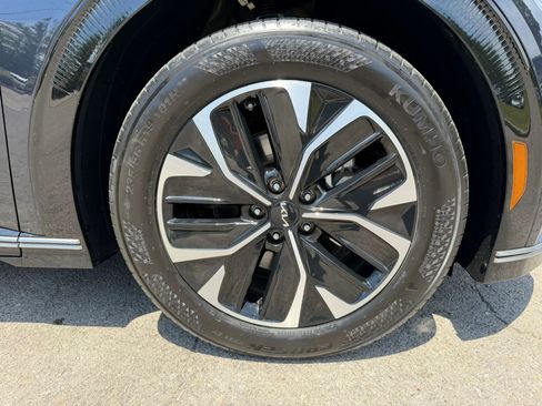 Used 2023 Kia EV6 Wind AWD/4WD image 10