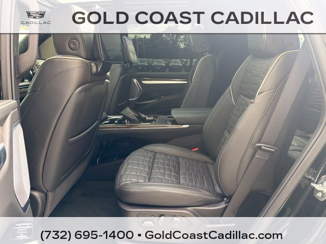 Certified 2026 Cadillac Escalade Platinum Sport AWD/4WD image 18