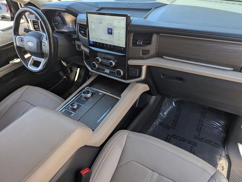 Used 2024 Ford Expedition Max Limited image 10