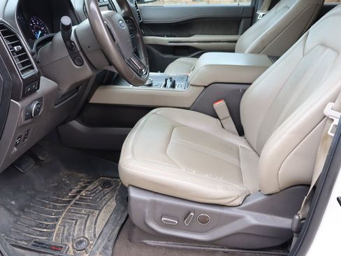 Used 2021 Ford Expedition Max Limited RWD image 18