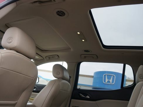 Used 2019 GMC Acadia Denali w/ Technology Package image 12