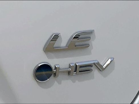 Used 2026 Toyota Corolla LE FWD image 10