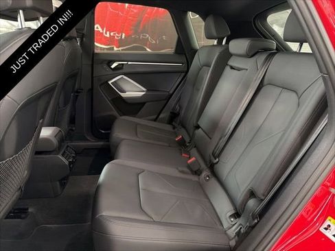 Used 2022 Audi Q3 2.0T Premium w/ Convenience Package AWD/4WD image 12