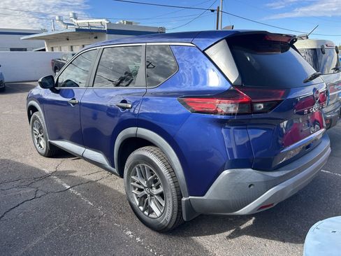 Used 2023 Nissan Rogue S FWD image 8