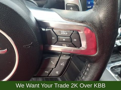 Used 2017 Ford Mustang Premium image 17
