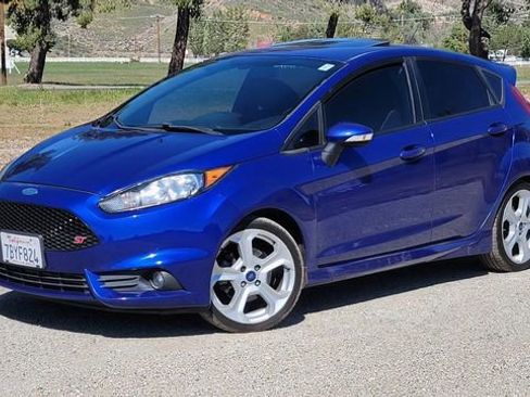 Used 2014 Ford Fiesta ST image 2