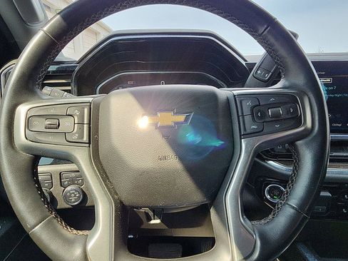 Used 2024 Chevrolet Silverado 2500 LT image 12