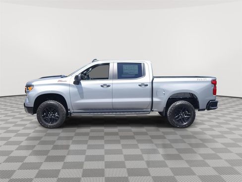 New 2026 Chevrolet Silverado 1500 Custom Trail Boss w/ LPO, Dark Essentials Package AWD/4WD image 7