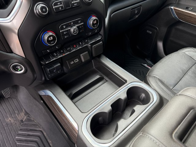 Used 2020 Chevrolet Silverado 1500 LT Trail Boss AWD/4WD image 18