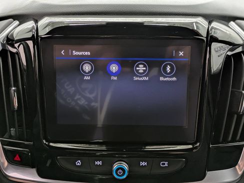 Used 2023 Chevrolet Traverse LT AWD/4WD image 34