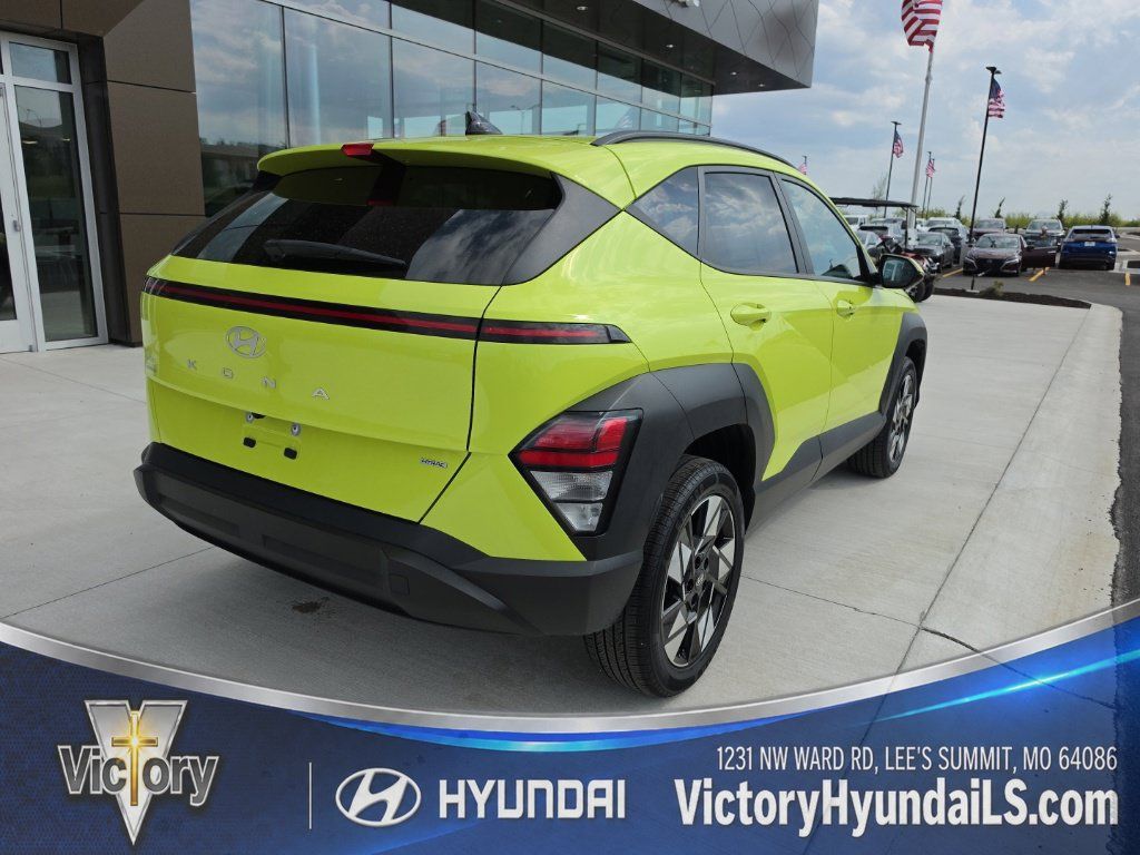 Used 2024 Hyundai Kona SEL AWD/4WD image 5