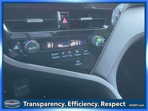 Used 2021 Toyota Camry XSE image 30