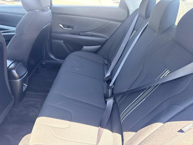 Certified 2024 Hyundai Elantra SEL FWD image 13