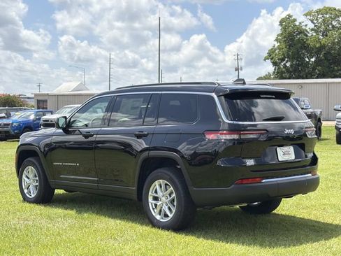 New 2026 Jeep Grand Cherokee L Laredo w/ Trailer Tow Package RWD image 11